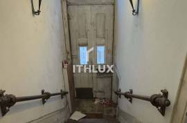 4 Bedroom Villa - Excellent Investment Opportunity – Rua da Constituição, Porto 4 Bedroom Villa - Excellent Investment Opportunity – Rua da Constituição, Porto