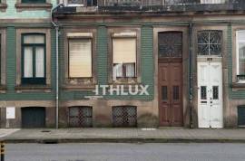4 Bedroom Villa - Excellent Investment Opportunity – Rua da Constituição, Porto