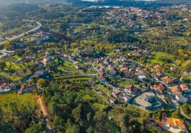 Magnificent building plot located in Amarante