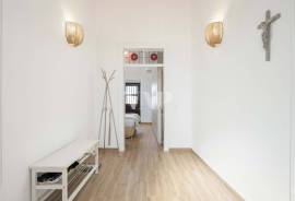Traditional Villa with 6 Bedrooms, Pool and Land of 6,431m² in Boliqueime