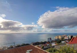 Brand-New 3-Bedroom Villa with 3 Bathrooms in Casa Branca, Funchal