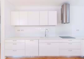 Brand-New 3-Bedroom Villa with 3 Bathrooms in Casa Branca, Funchal