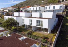 Brand-New 3-Bedroom Villa with 3 Bathrooms in Casa Branca, Funchal