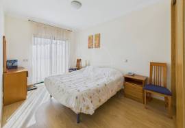 Tavira 2 bed top floor apartment with terraces sold fully furnished