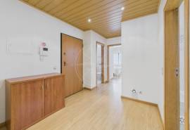 Tavira 2 bed top floor apartment with terraces sold fully furnished