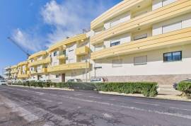 Tavira 2 bed top floor apartment with terraces sold fully furnished