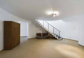 5 Bedroom Contemporary Villa for Sale in Tavira Town Centre