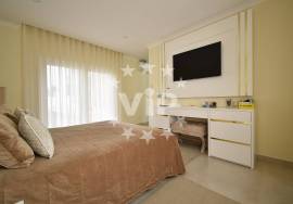 NEAR ALBUFEIRA - COUNTRY VILLA WITH POOL AND GARDENS NEAR ALBUFEIRA - COUNTRY VILLA WITH POOL AND GARDENS