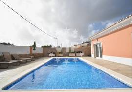 NEAR ALBUFEIRA - COUNTRY VILLA WITH POOL AND GARDENS NEAR ALBUFEIRA - COUNTRY VILLA WITH POOL AND GARDENS