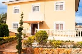 Stunning 4 Bed Villa For Sale in Totana Murcia