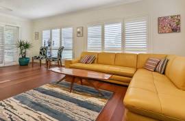 Vineyard Estate With 2 Stunning Homes For Sale In Broke