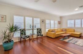 Vineyard Estate With 2 Stunning Homes For Sale In Broke