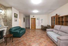 2 Bedroom Linked Villa with a Pool in Espiche Village, near Praia da Luz