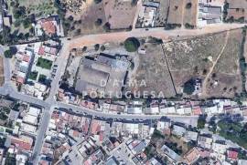 Land with approved project | Olhão