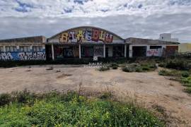 Land with approved project | Olhão