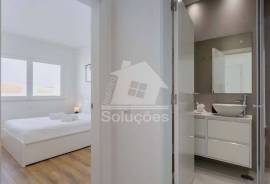 Fully Refurbished 2 Bedroom Apartment in the Riverside Area of Portimão