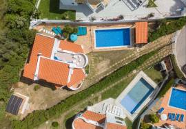 Algarve Villa with Pool in the Center of Albufeira