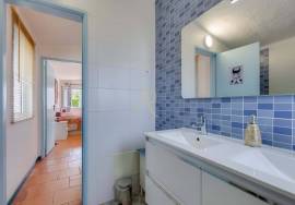 Algarve Villa with Pool in the Center of Albufeira