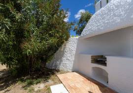 Algarve Villa with Pool in the Center of Albufeira