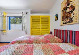 Algarve Villa with Pool in the Center of Albufeira