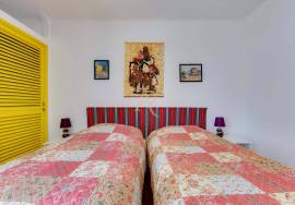 Algarve Villa with Pool in the Center of Albufeira