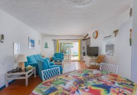 Algarve Villa with Pool in the Center of Albufeira