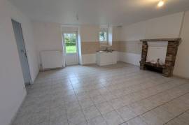 Houses for rent - 4 rooms - 64 m2 - BRIGNAC - (56430)