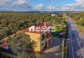 2+2 bedroom villa with panoramic countryside views near Loulé