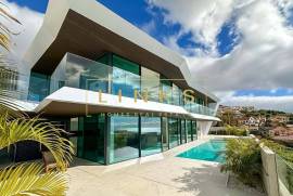 Architectural Masterpiece in Funchal: A New Paradigm of Luxury & Atlantic Views