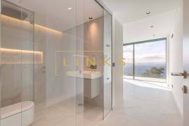 Architectural Masterpiece in Funchal: A New Paradigm of Luxury & Atlantic Views