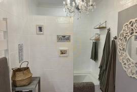 3 bedroom villa with swimming pool, panoramic views of the city, mountains and sea in Loulé