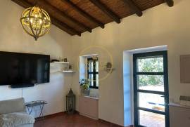 3 bedroom villa with swimming pool, panoramic views of the city, mountains and sea in Loulé