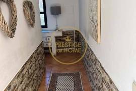 3 bedroom villa with swimming pool, panoramic views of the city, mountains and sea in Loulé