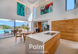 Stunning 4-Bedroom Villa with Heated Pool & Breathtaking Sea Views | Carvoeiro