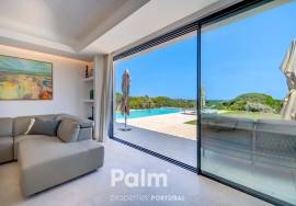 Stunning 4-Bedroom Villa with Heated Pool & Breathtaking Sea Views | Carvoeiro