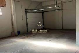 1 Bedroom apartment walking distance to berach