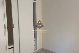 1 Bedroom apartment walking distance to berach