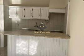 1 Bedroom apartment walking distance to berach