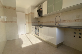 T2 Renovated in Sintra