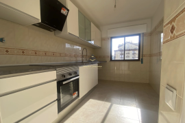 T2 Renovated in Sintra