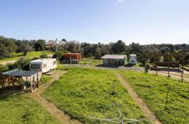 Olhão – 2-bedroom homestead in Moncarapacho with renovation potential Olhão – 2-bedroom homestead in Moncarapacho with renovation potential