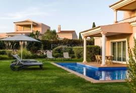Carvoeiro – Luxury 2-bedroom townhouses in a tranquil setting