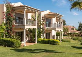 Carvoeiro – Luxury 2-bedroom townhouses in a tranquil setting