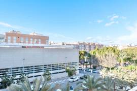Sale of apartment Elche.In front of Health Center and Andalusia Park. Sale of apartment Elche.In front of Health Center and Andalusia Park.