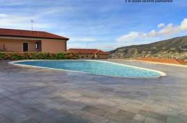 Appartement 4 pièces avec jardin, vue mer et piscine partagée
