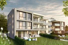 EXCLUSIVE and spacious three-room apartment with terrace