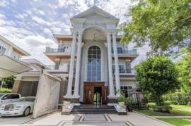 Elegant 5-Bedroom Villa for Sale in Borey Peng Huoth – Chbar Ampov, Phnom Penh