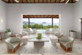 Tangolunda Beachfront Villa