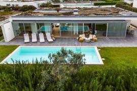 3 Bedrooms House in Óbidos