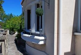 Charming Character House In Art Deco Style With 4 Bedrooms, Veranda, Terrace And Garage On A 511 M2 Plot With Magnificent Views